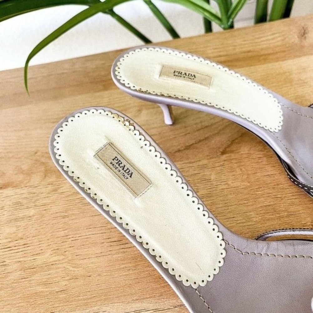 ❤️SOLD❤️Prada Women's Sz 37.5 US 7.5 Lavender Purple Leather Floral Strap Mules - Picture 7 of 11